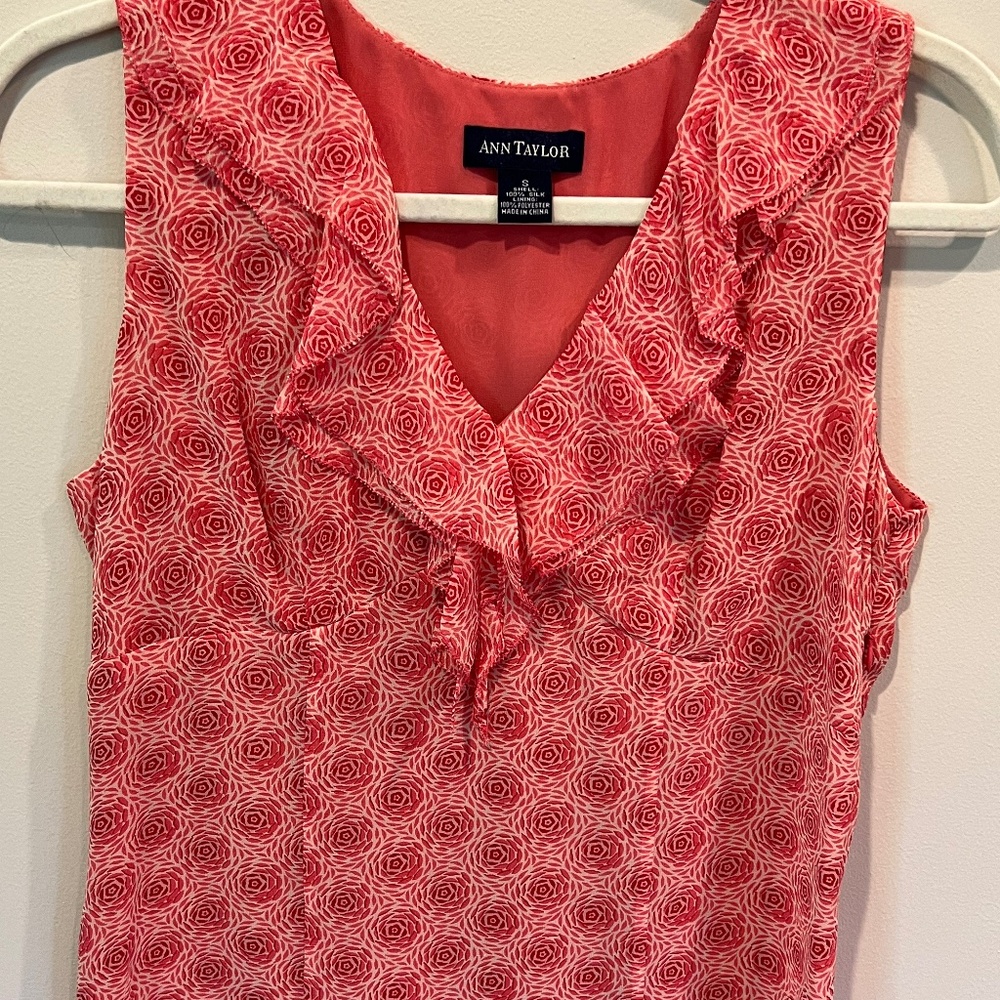 Ann Taylor Rose Colored Ruffle trim tank Size small